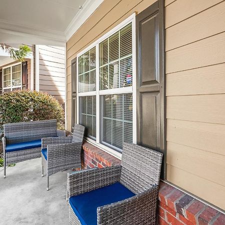アトランタ Calming Grey Townhouse With Jacuzzi Bathtubヴィラ エクステリア 写真